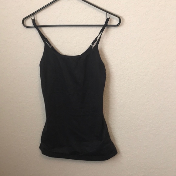 Maidenform Tops - Maiden form flexees control smoothing tank
